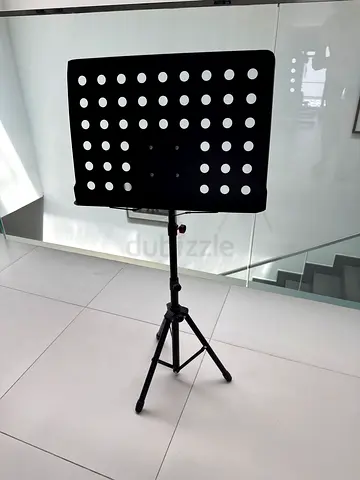 Rubik music sheet stand
