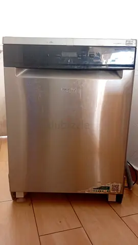 Whirlpool Dishwasher for sale in Abu Dhabi