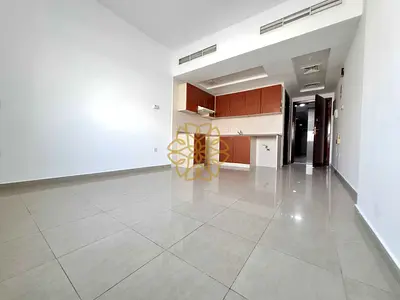 studio for rent include parking 6 payment