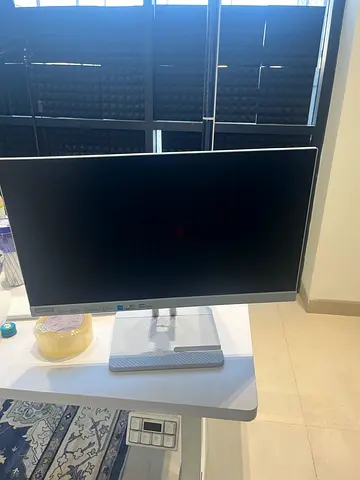 27-inch LED Computer Monitor in Good Condition