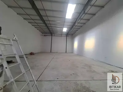 WEARHOUSE FOR RENT IN INDUSTRIAL 18