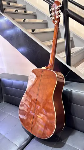 acoustic guitar
