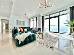 Penthouse Full Breathtaking Palm Views!