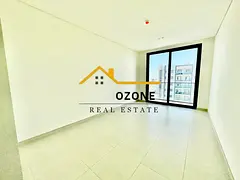 12 Cheque Payment No Deposit NO Commission Brand New Building