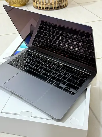 Macbook pro 2020 M1 | 16RAM | 2TB touch Bar