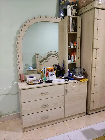 Bedroom set King size bed
King size mattress
Side table
Wardrobe
Dressing table