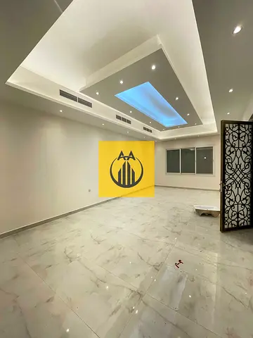 Villa for rent in al kjawaneej2 3master bedrooms + majlis + hall