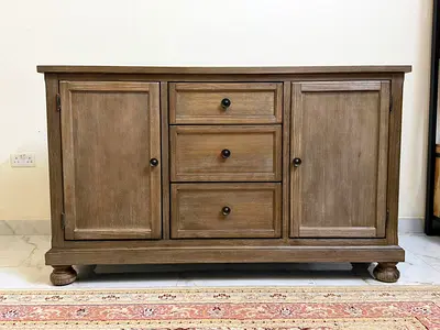 Solid Wood Sideboard / Console Cabinet with 3 Drawers and 2 Doors