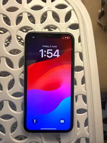 iPhone 11 turquoise