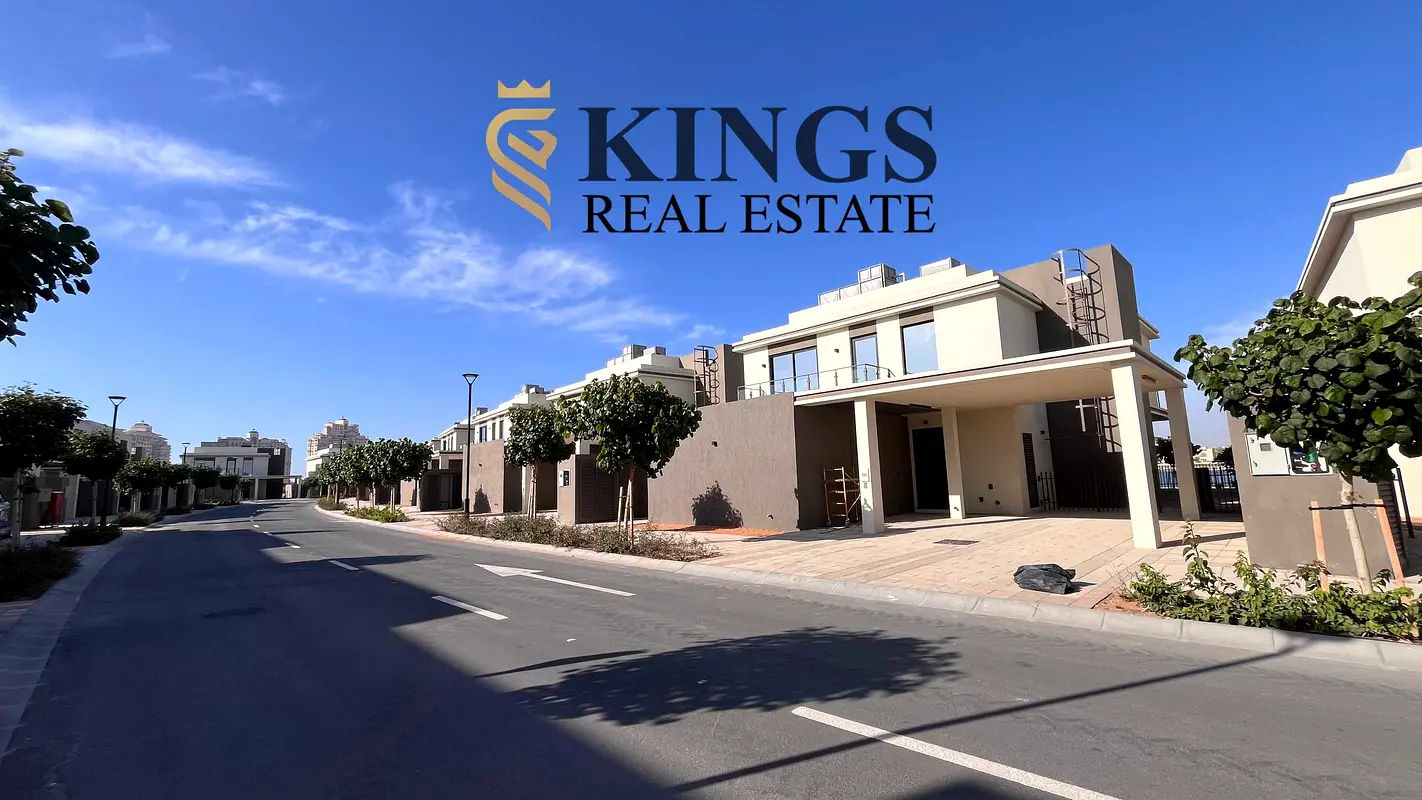 Huge 4 Bedroom + Maid Villa | Beach