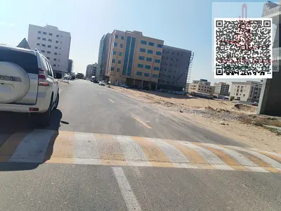ارض تجارية للبيع بامارة عجمان في الجرف - الصناعيه3 بموقع ممتاز زاوية شارع وسكة قريبة من شارع ال المكتوم