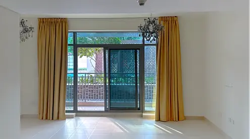 Hot deal !! 2 bedroom for rent Emaar downtown !! No commission