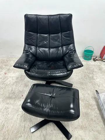 Natuzzi arm chair with footstool