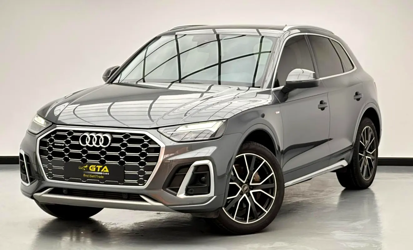 Audi Q5 2022 — photo 1 of 17