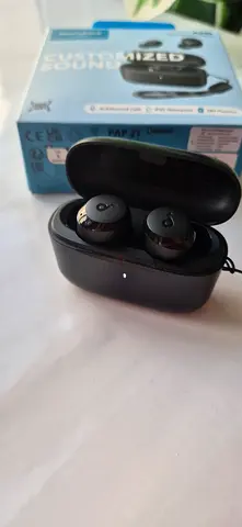 سماعة Soundcore A30i أصلية – بحالة ممتازة