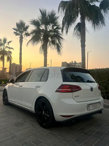 Volkswagen Golf GTI 2015 GCC Specs - Excellent Condition