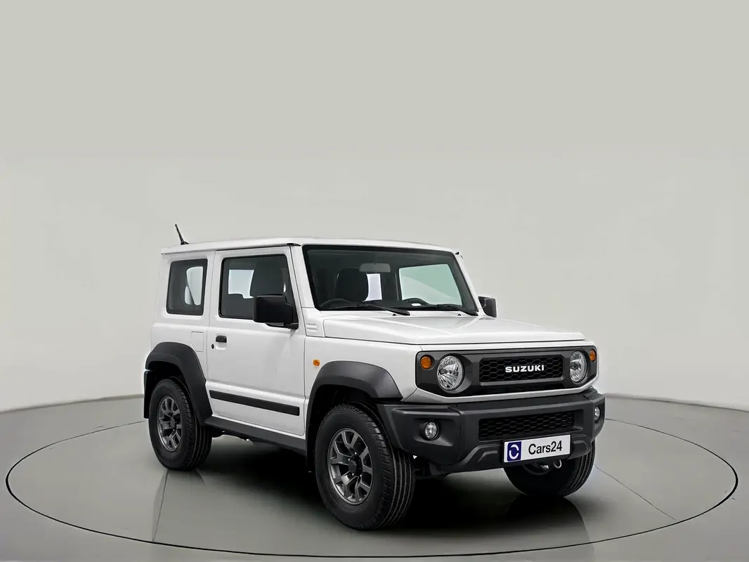 Suzuki Jimny 2023 — photo 1 of 13