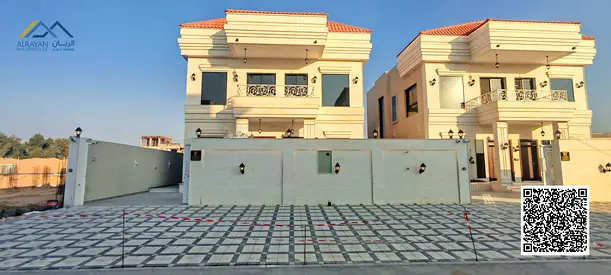 فيلا حجر فاخرة تملك حر بمساحات مثالية وتشطيب مميز