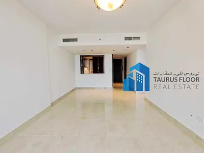 Stunning 2BR Waterfront family Community