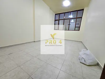 Spacious 2bhk apartment 75k 4payment central ac with Balcony + Store roomnice kitchen
