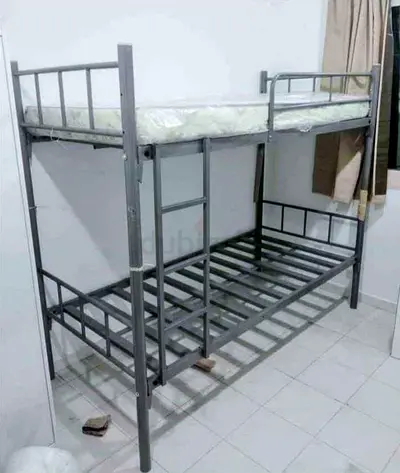 Metal Bunk Bed Frame - Twin over Full, Used