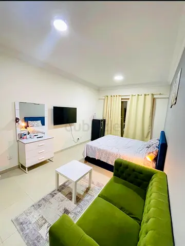 Master room available for monthly rent