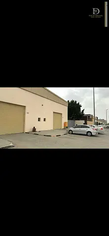 للبيع مجمّع مستودعات جاهز ومؤجّر بالكامل – الصجعة الصناعية 🔥
💼 موقع استثماري ممتاز ودخل قوي ومتنامٍ
