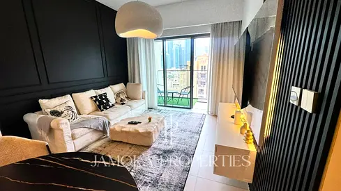 Burj Khalifa & Pool View | Fully Furnished | Vacant