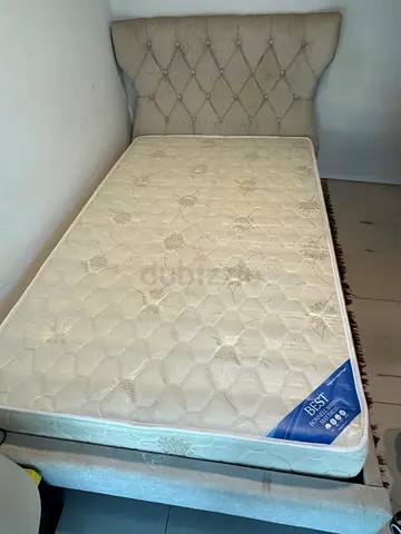 Moving out sale