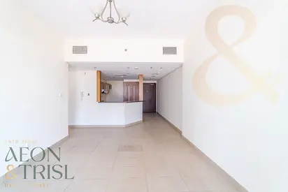 Lakeview | Prime Deal | Cozy | Spacious
