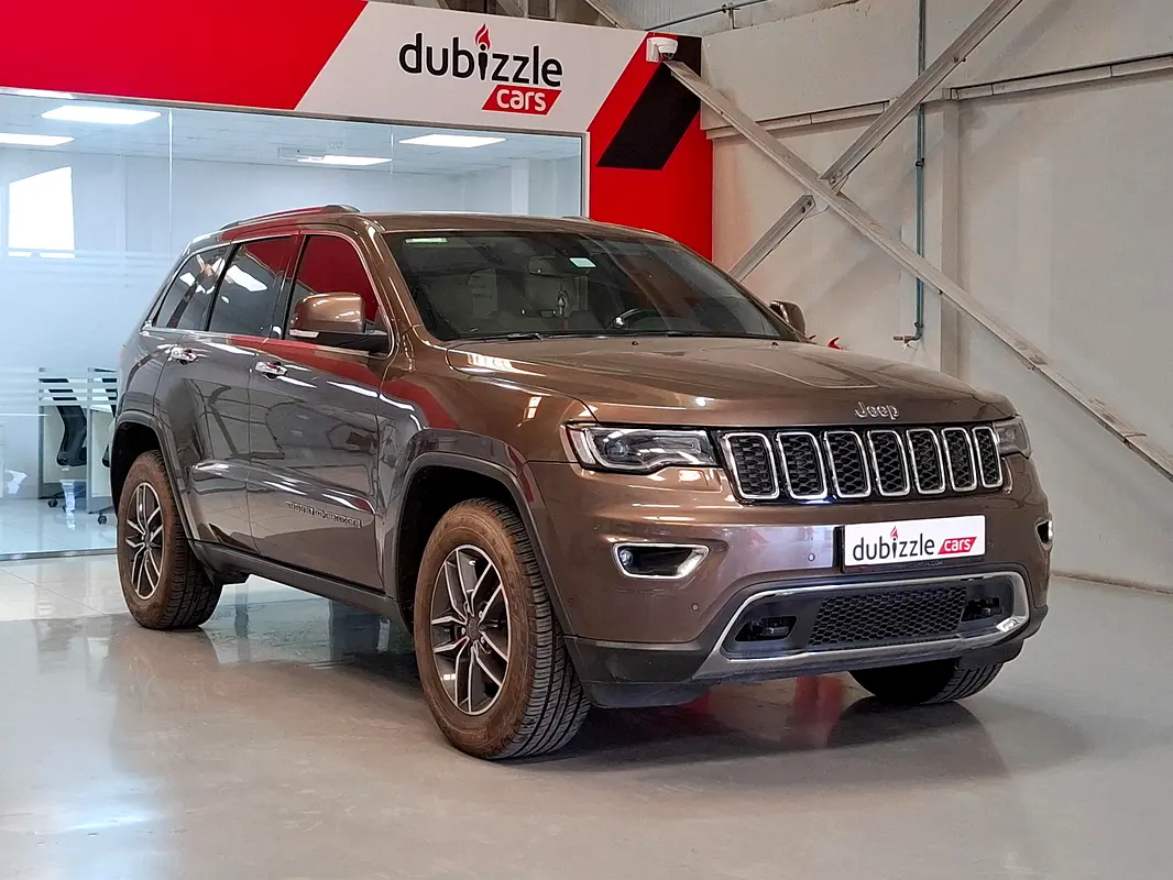 Jeep Grand Cherokee 2019 — photo 1 of 15