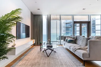 **Summer Offer** | Ain Dubai View | Bluewater 4