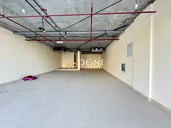 Luxury shop very prime location business center ready to move only jest 82k