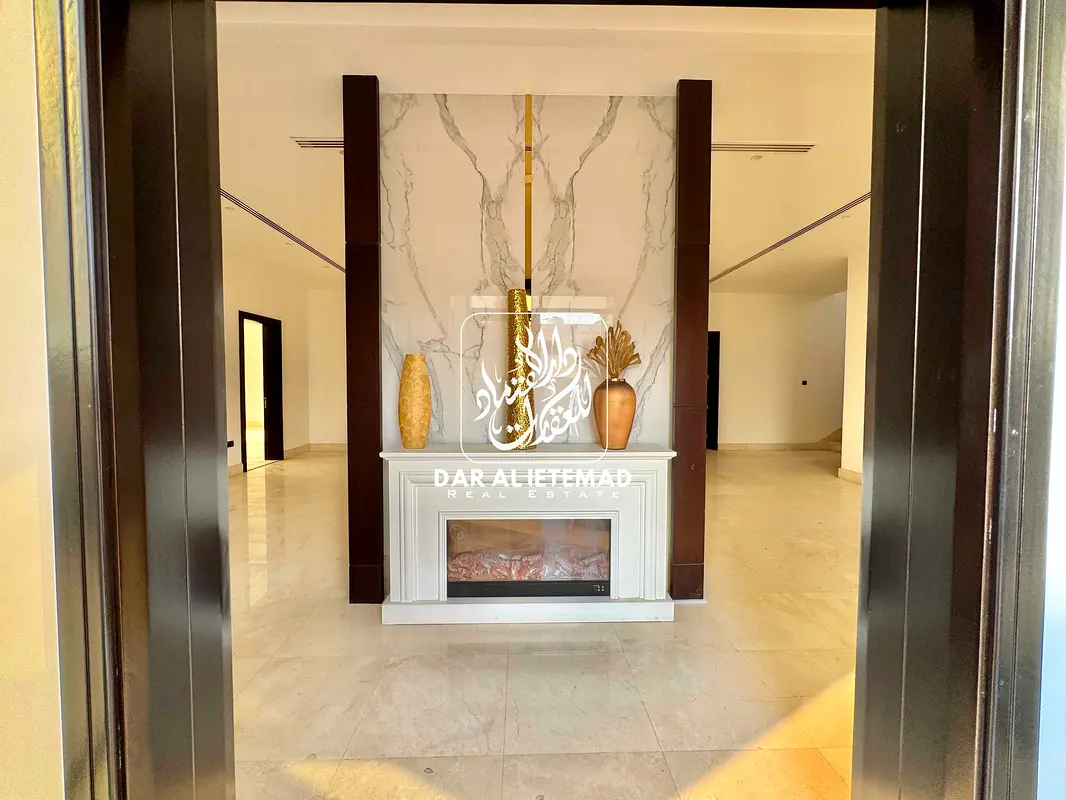 Fully Upgraded 6BR Luxury Home in Prime Al Jazzat Location