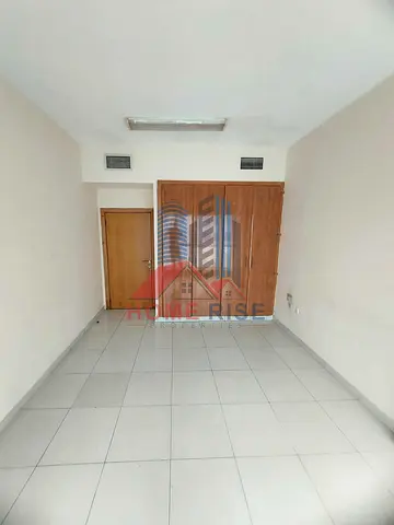 1BHK with Close Hall, Kitchen & Wardrobes - 1 Washroom
