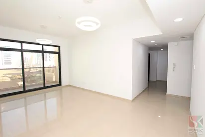 Spacious 2 BR Flat IN JGC