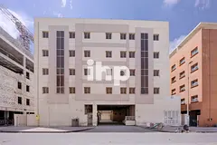 G+4 Building | Vacant | 148 Rooms