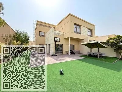 5 Bedroom's Villa At Prime Location