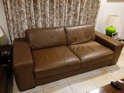 Genuine Italian brown leather 3  2 seater sofa in good condition with some scratches
