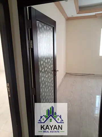 4BR Villa for Rent in Al Ramlah | Large Yard, Parking, Renovated, Family-Friendly Location.