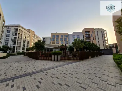 Elegant 1br with balcony in uptown al zahia 4p