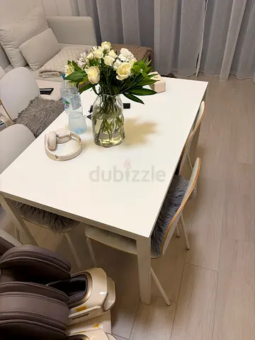Dinning table