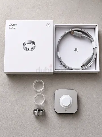 Oura Ring Gen 4 with 2 yrs warranty - Size 8 - Brushed Silver, excellent condition
