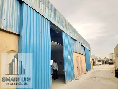 limited offer, 1300 sqft Warehouse available for rent in cheap price just 70k by 4 Cheques