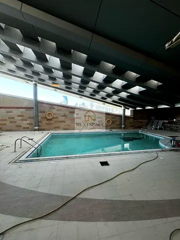 Vacant | 1 Bedroom | Renovated Kitchen| No Balcony | for sale