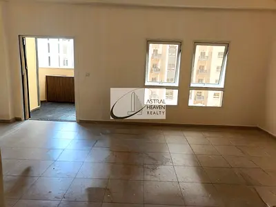 SPACIOUS 1 BR WITH CLOSED KITCHEN || BALCONY FACING CENTRAL PARK & COMMUNITY CENTRE