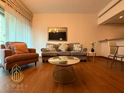 Fully Furnished | Upgraded Flooring | Next to Bus Stop | Community View