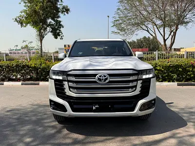 Toyota Land Cruiser GXR 2026 GCC Specs - Brand New Luxury SUV