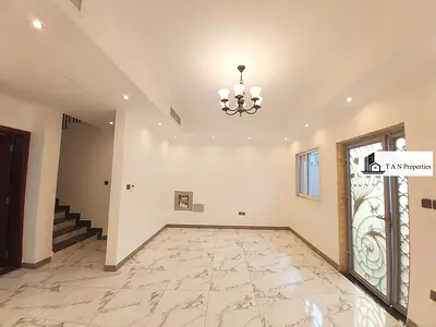 NEWLY RENOVATED 3BR | BRIGHT & SPACIOUS | NEARYBY SCHOOLS | VACANT