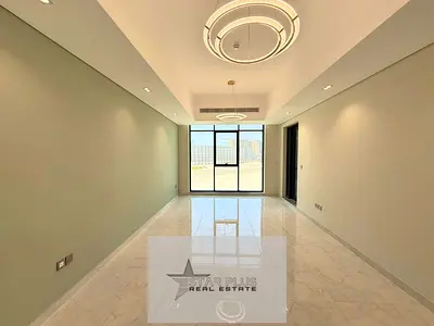 ULTRA SPACIOUS 2 BEDROOM WITH LAUNDRY STORE ROOM AND COVERD PARKING JUST IN 88K